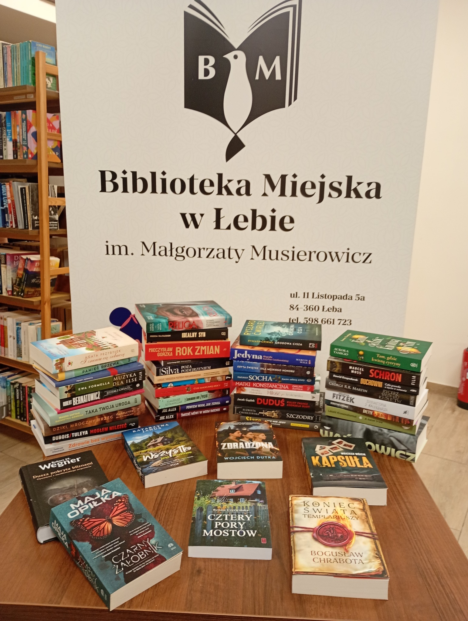 Zakup nowości książkowych w naszej bibliotece! – zdjęcie 1