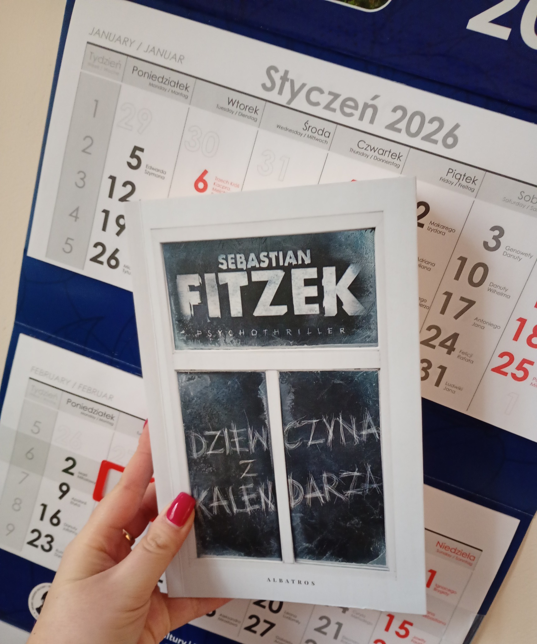 Nowy thriller Sebastiana Fitzeka pt.„Dziewczyna z kalendarza” jest już gotowy do wypożcyzenia! – zdjęcie 1