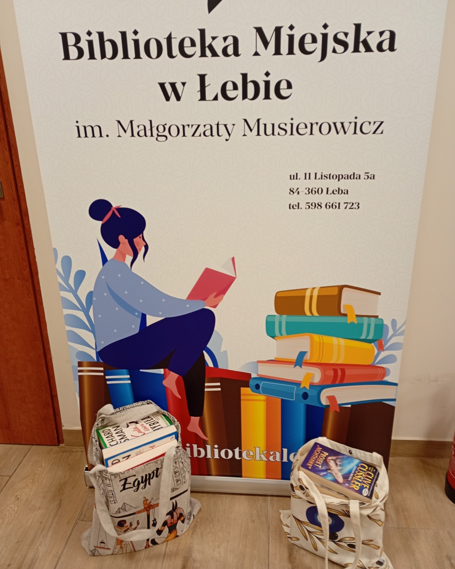 Książka na telefon – zdjęcie 1