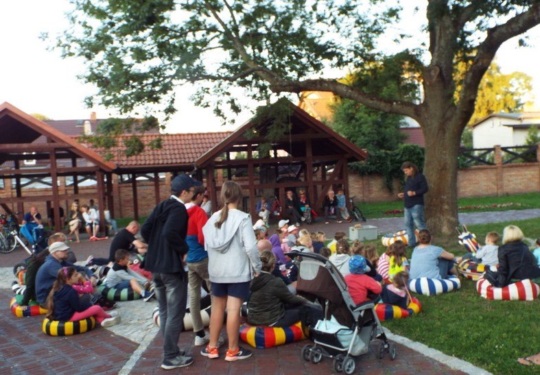 67289333 1273630909473170 5396698253636927488 n