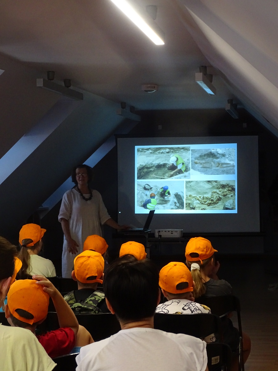 544803649_1091556036462262_2326493768852833636_n