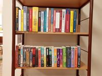 Zapraszamy do biblioteki i do skorzystania z naszego księgozbioru – zdjęcie 2